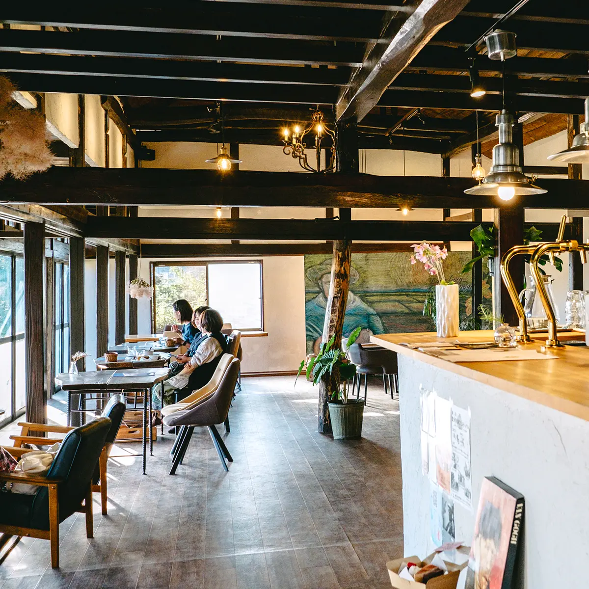 Cafe Lounge vin gogh 店内