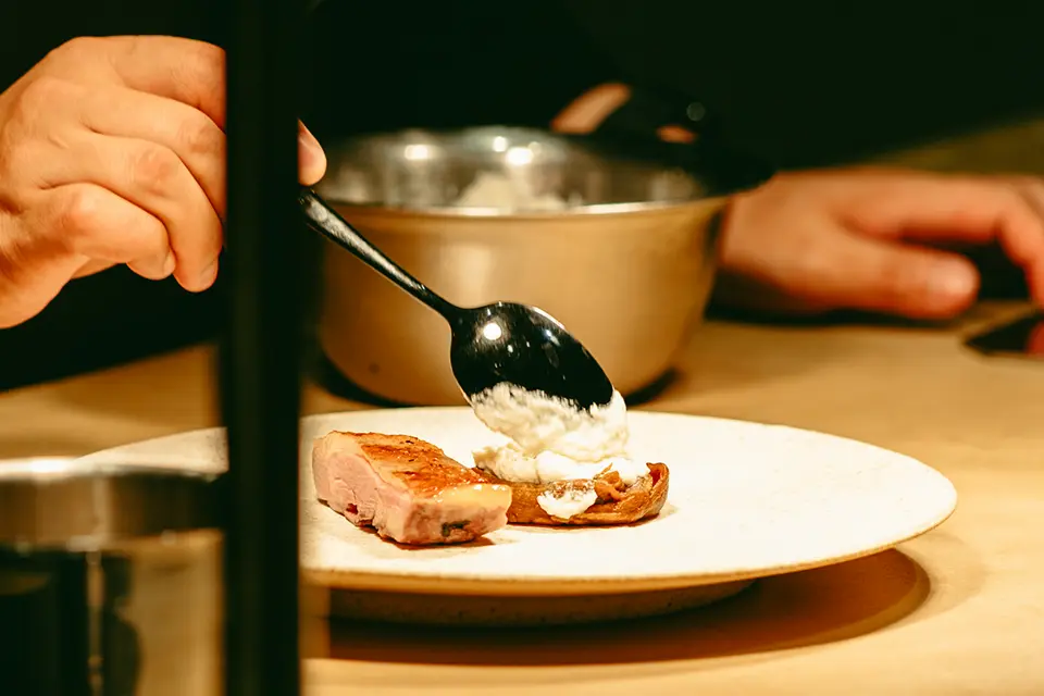 SHOTAシェフの料理風景